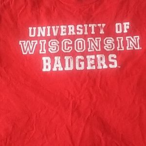 Univ. of Wisconsin"Badgers" T Shirt Sz lg $28+hat